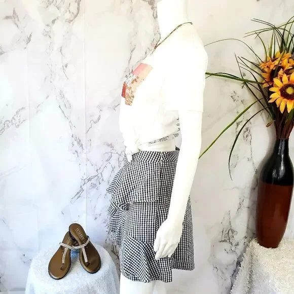 NWT! LF Three Days fully lined ruffle trim skirt - Picture 6 of 9